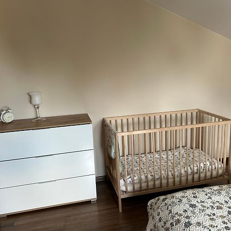 Apartament Bobrzanska - 4 Bedrooms Sypialnie Świdnica Exterior foto